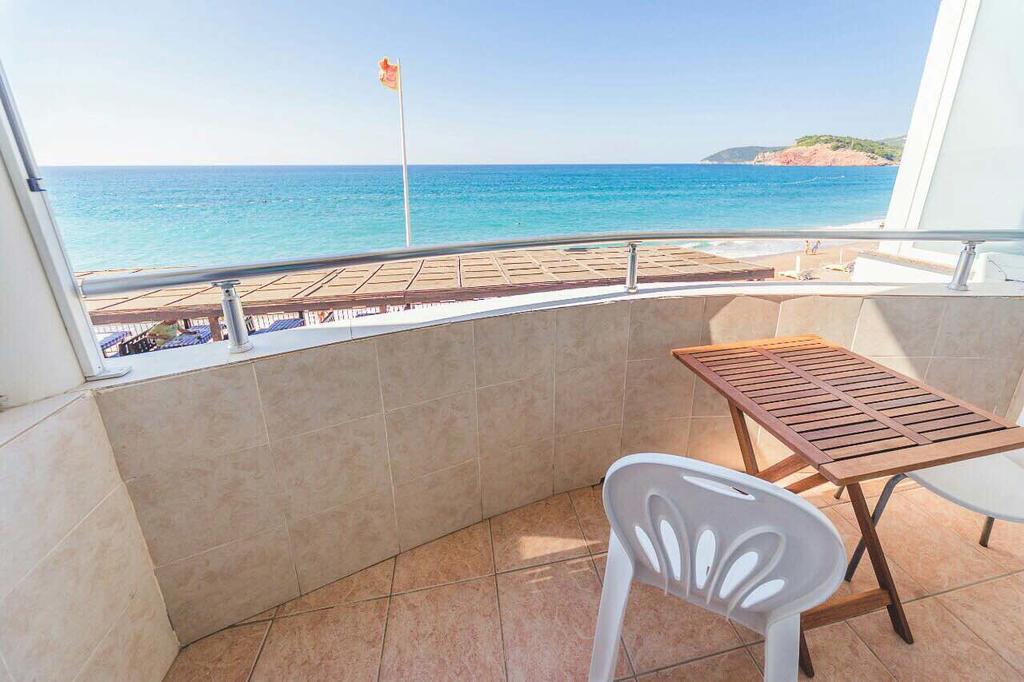 Villa Barcelona Sutomore Bagian luar foto